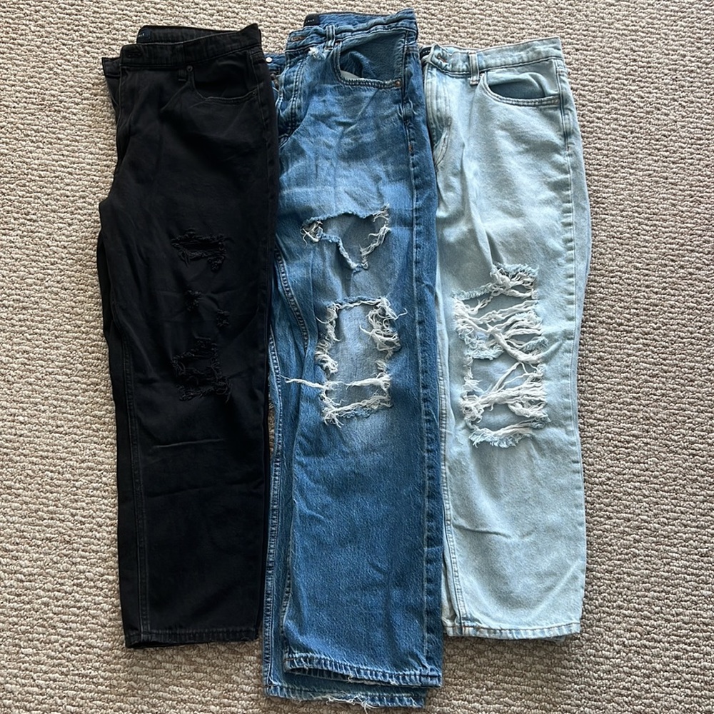 ✨Aeropostale✨ 
3 Pairs of Jeans 
Size 14